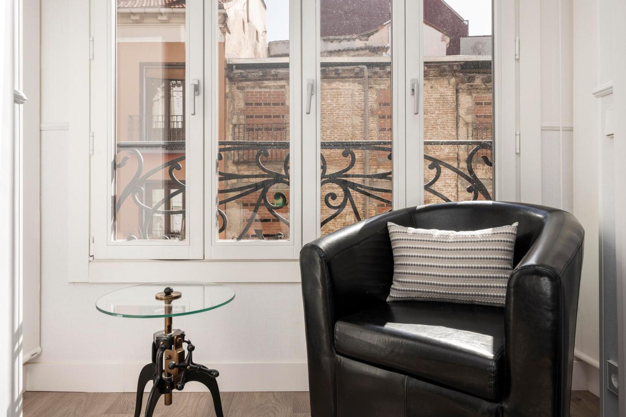 Madrid 1915 Private Suites Room photo