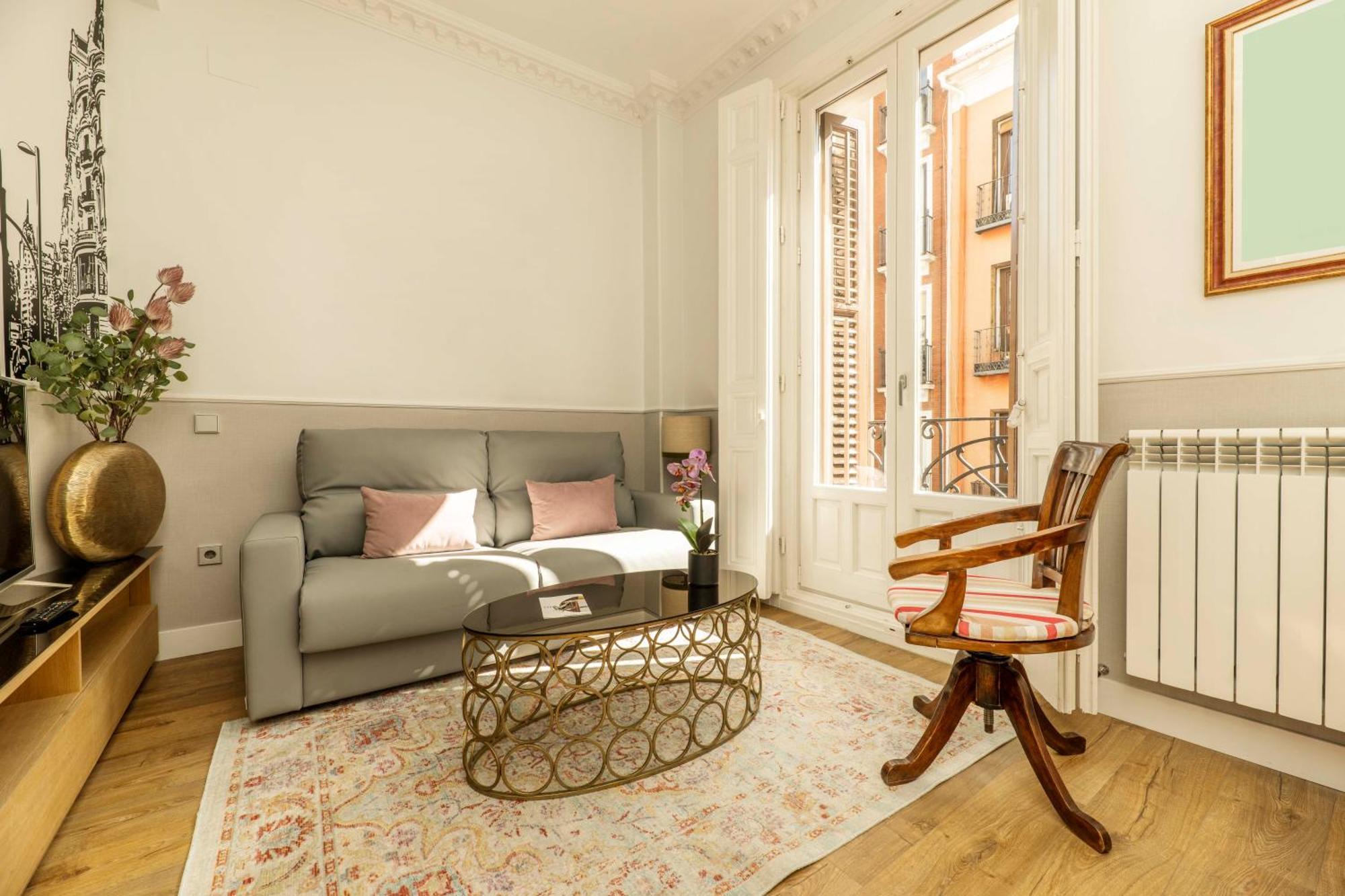 Madrid 1915 Private Suites Room photo